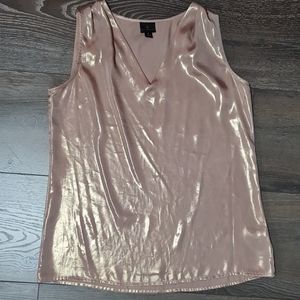 Beautiful Worthington shimmer blouse size small